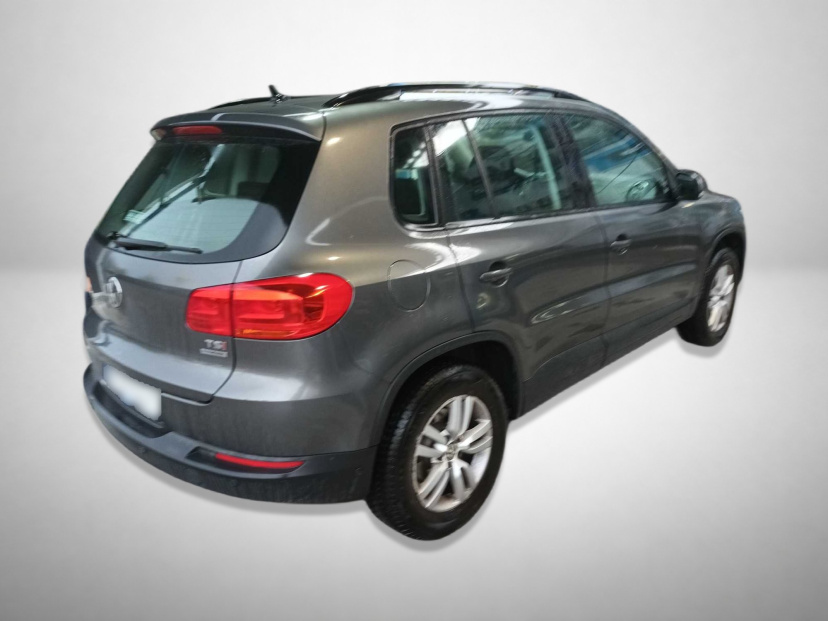 Volkswagen Tiguan, 2012