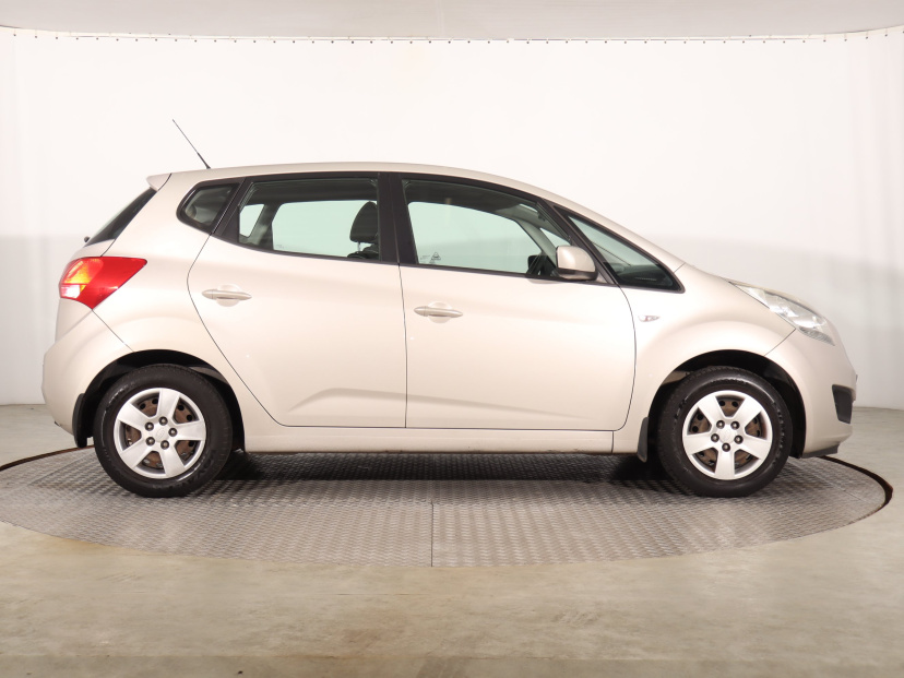 Kia Venga, 2011