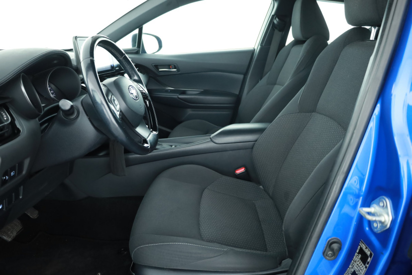 Toyota C-HR, 2017