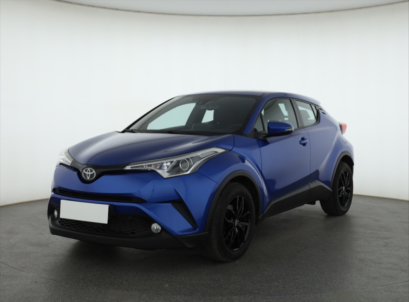 Toyota C-HR, 2017