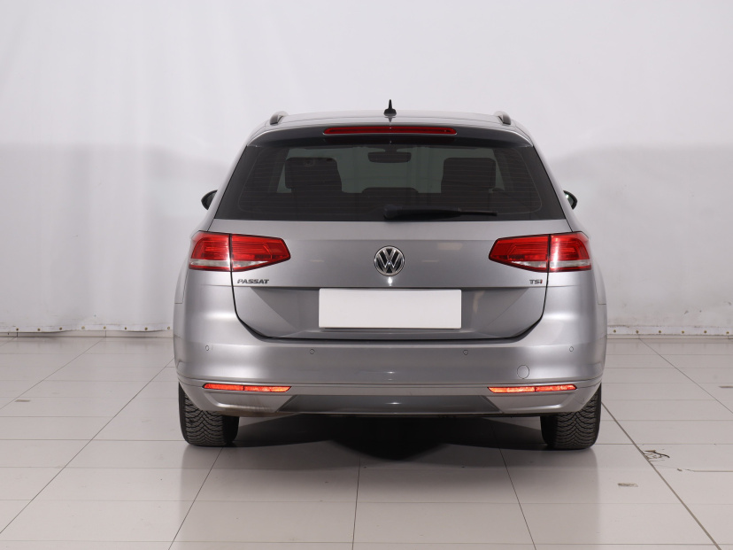 Volkswagen Passat, 2017