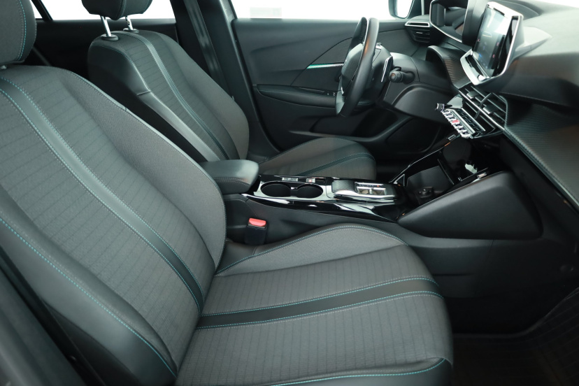 Peugeot 208, 2022