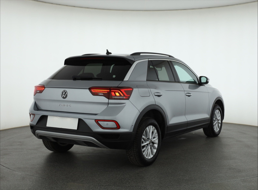 Volkswagen T-Roc, 2025