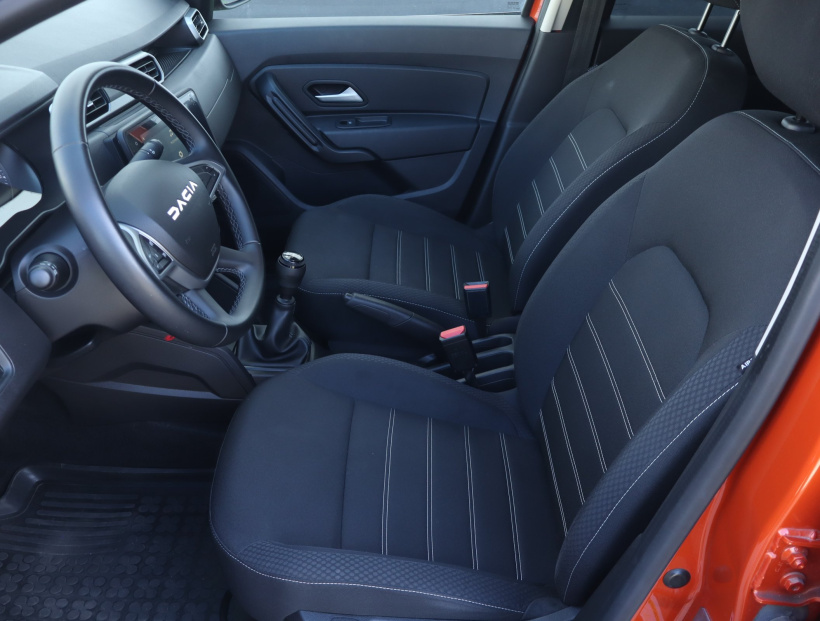 Dacia Duster, 2023