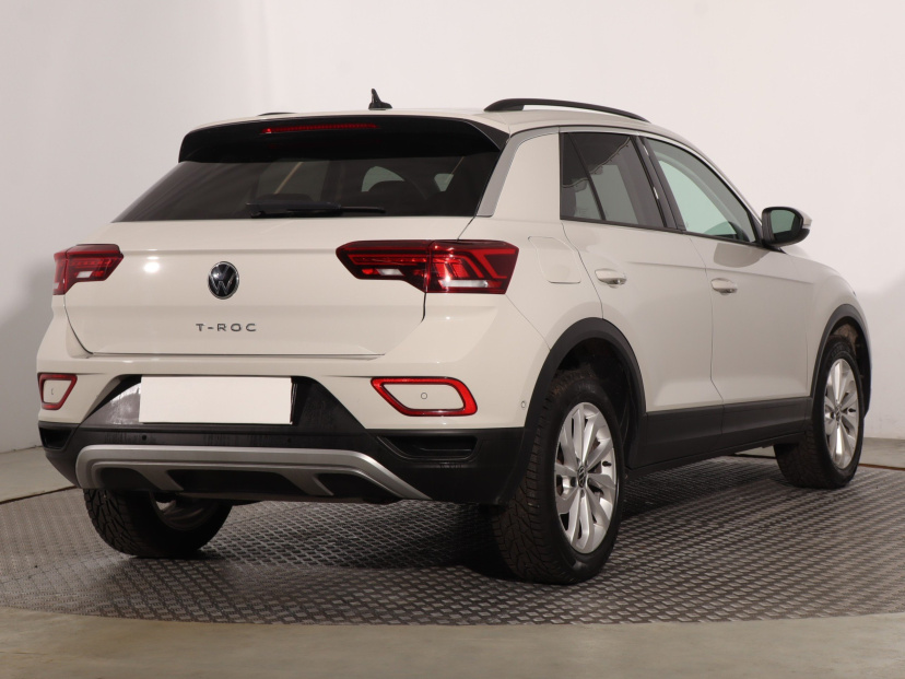 Volkswagen T-Roc, 2024