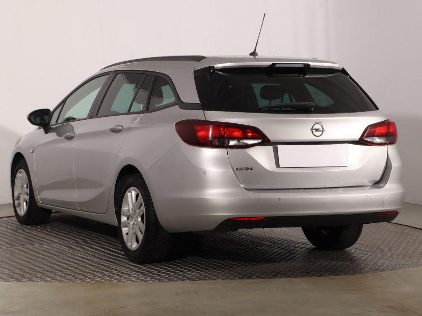 Opel Astra, 2020