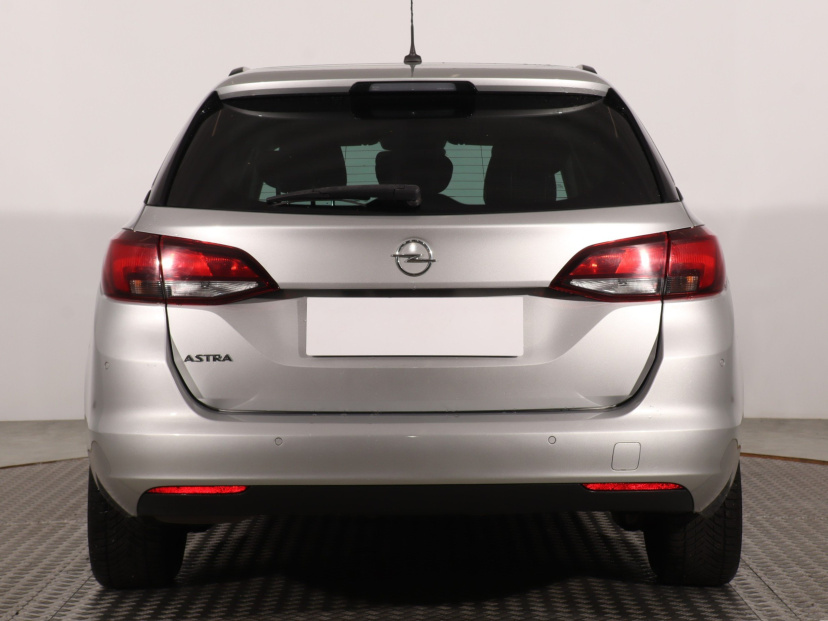 Opel Astra, 2020