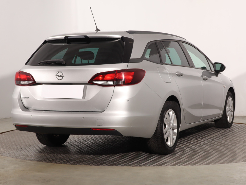 Opel Astra, 2020