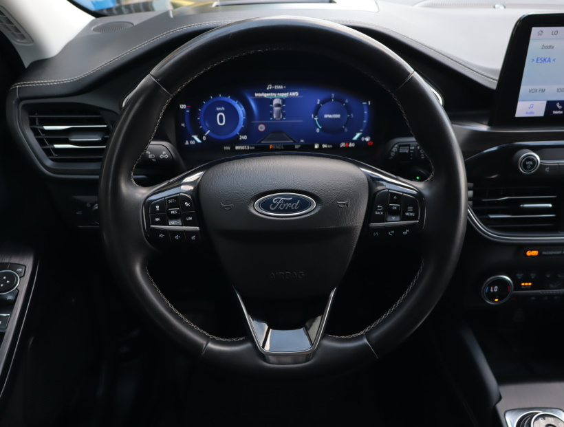 Ford Kuga, 2022