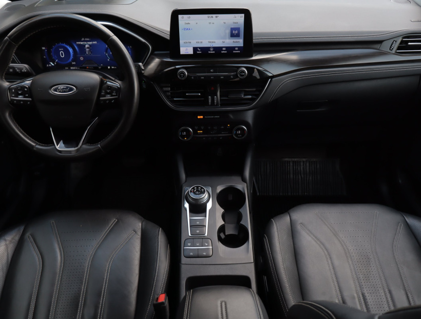 Ford Kuga, 2022