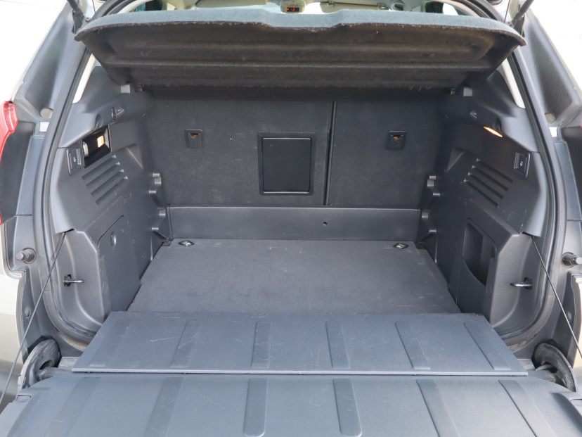 Peugeot 3008, 2011