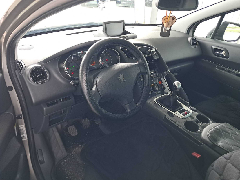 Peugeot 3008, 2011