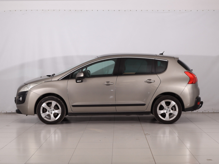 Peugeot 3008, 2011