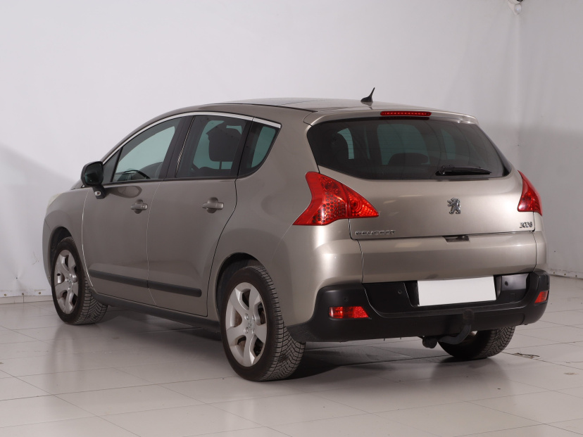 Peugeot 3008, 2011