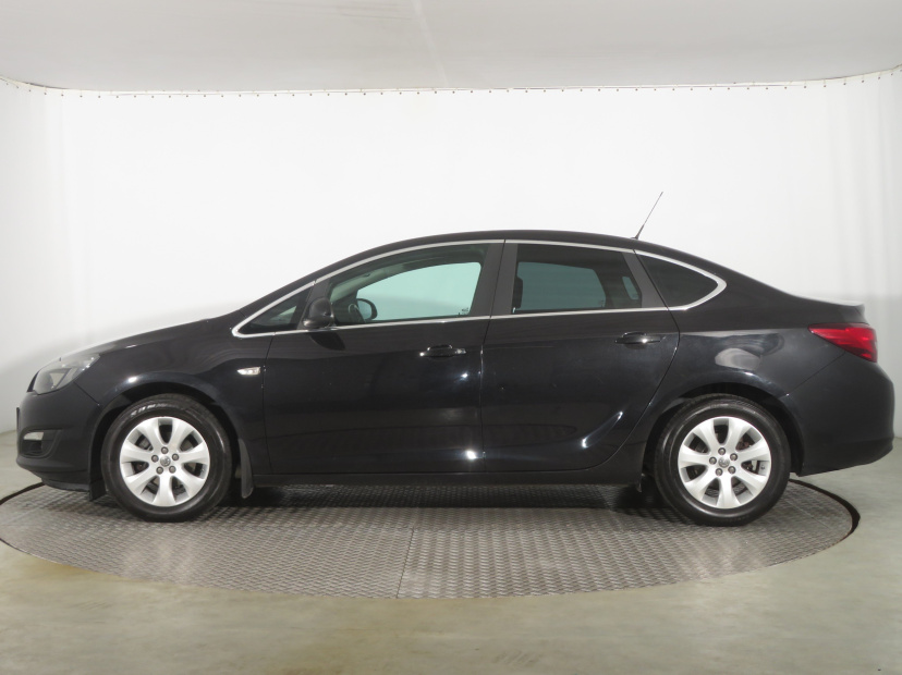 Opel Astra, 2015