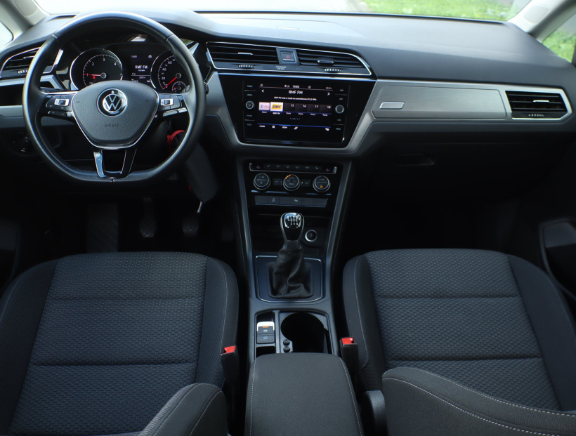 Volkswagen Touran, 2021