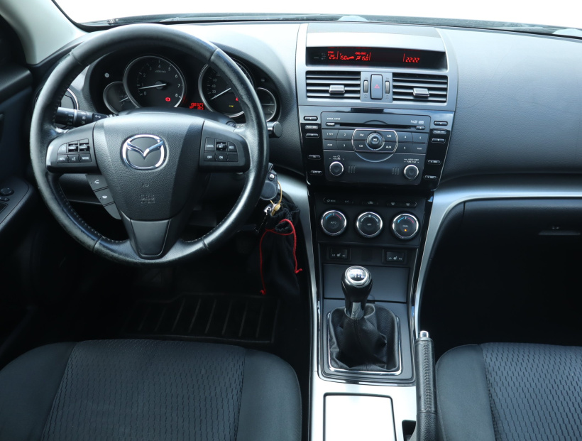 Mazda 6, 2010