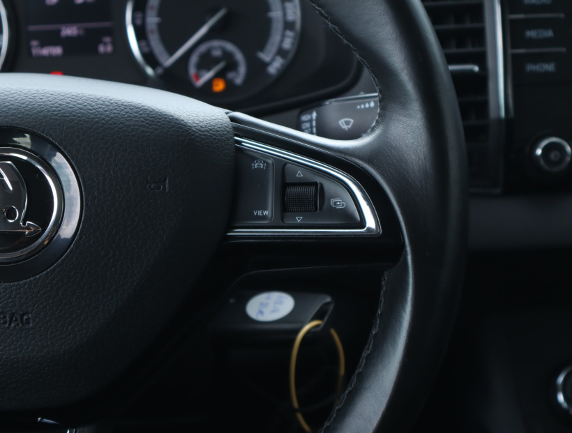 Škoda Karoq, 2018