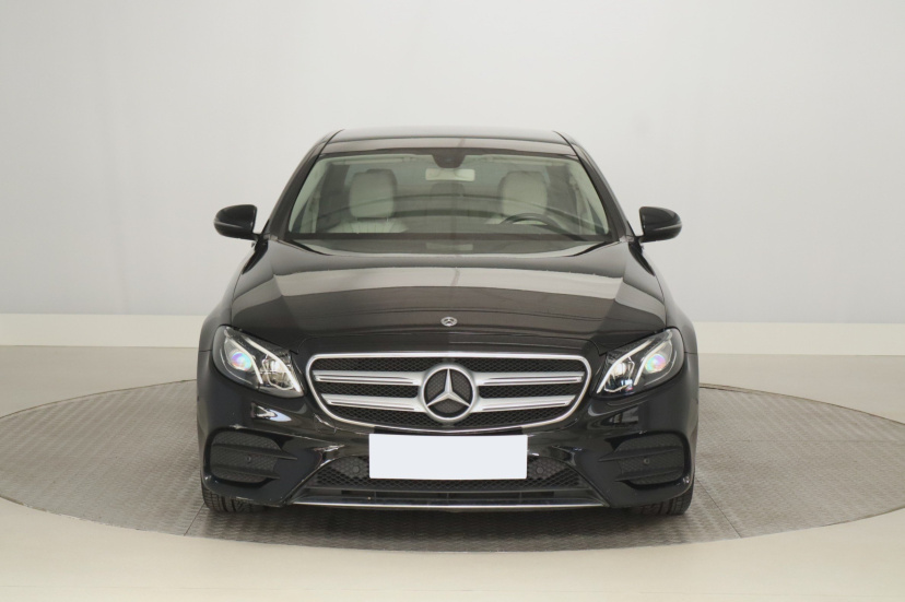 Mercedes-Benz E, 2018