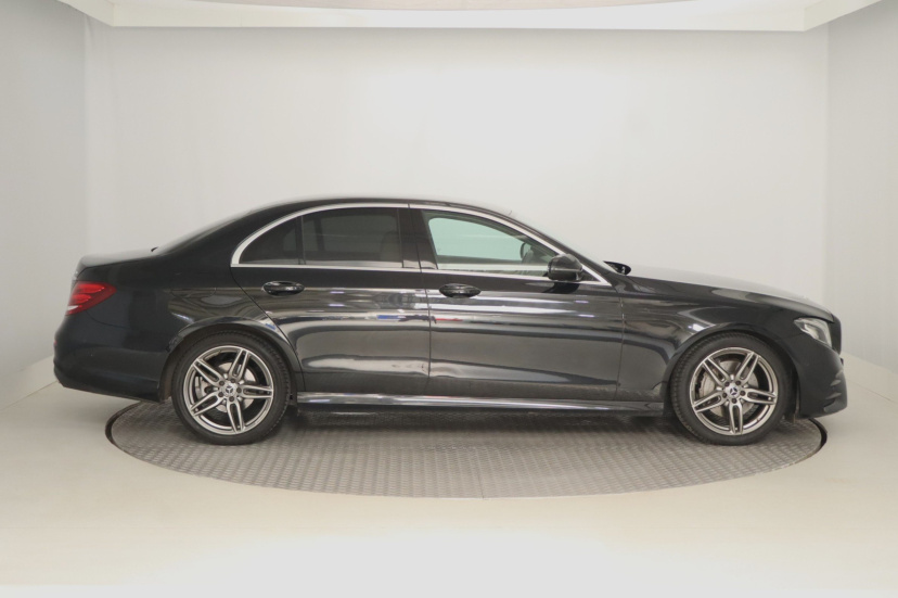 Mercedes-Benz E, 2018