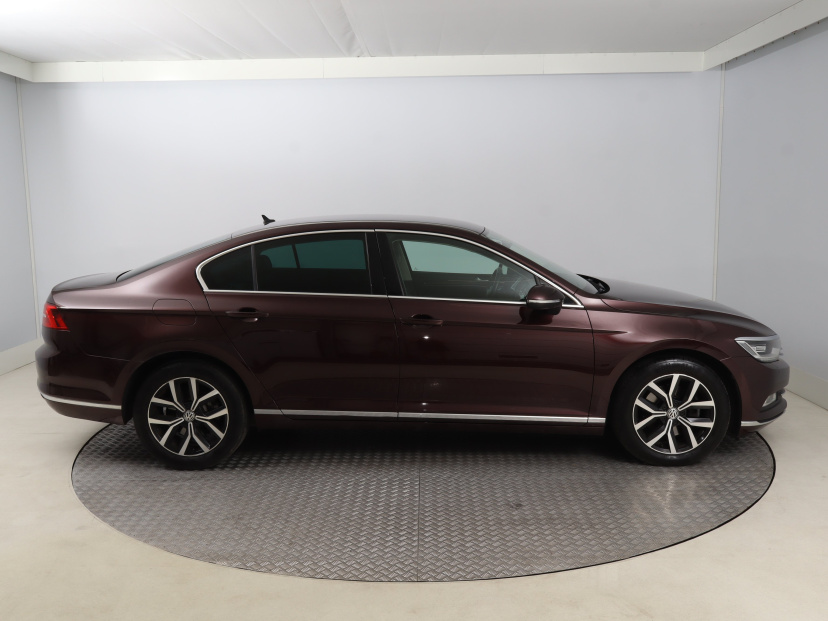 Volkswagen Passat, 2018