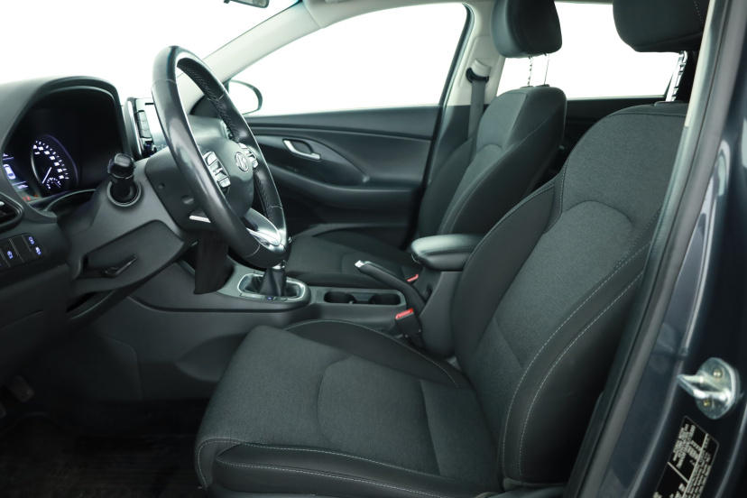 Hyundai i30, 2022
