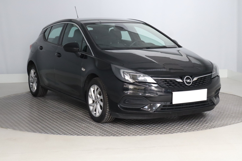 Opel Astra, 2021