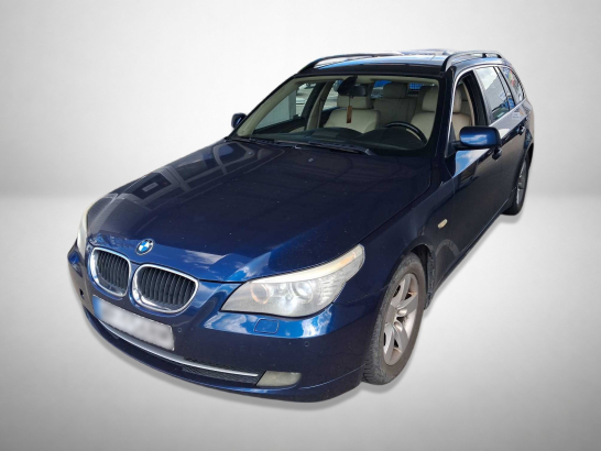 BMW 520i