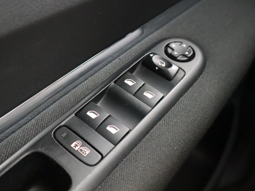 Peugeot 3008, 2014
