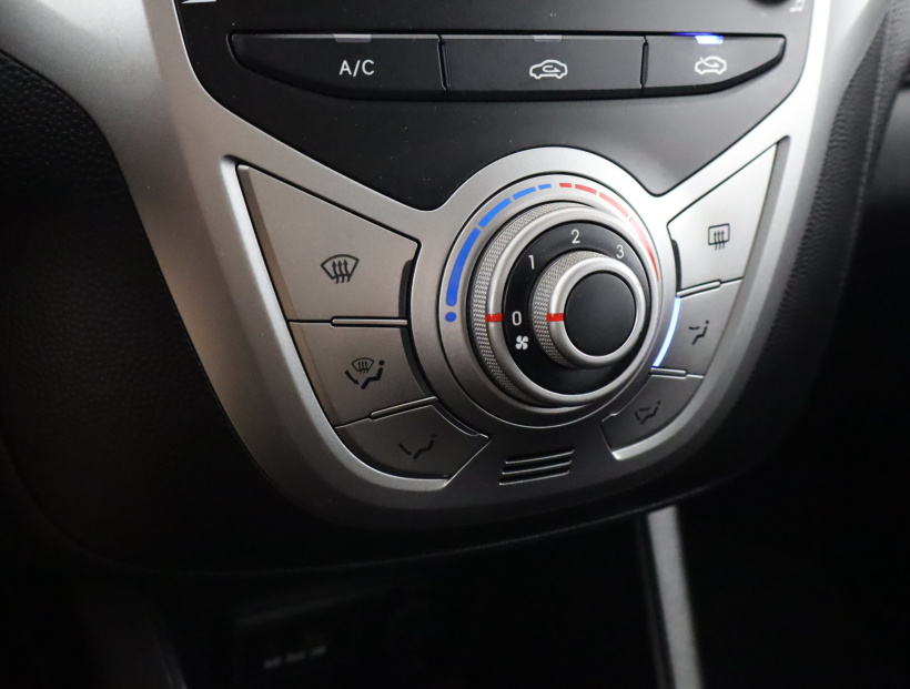 Hyundai ix20, 2011