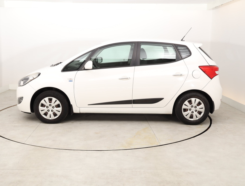 Hyundai ix20, 2011
