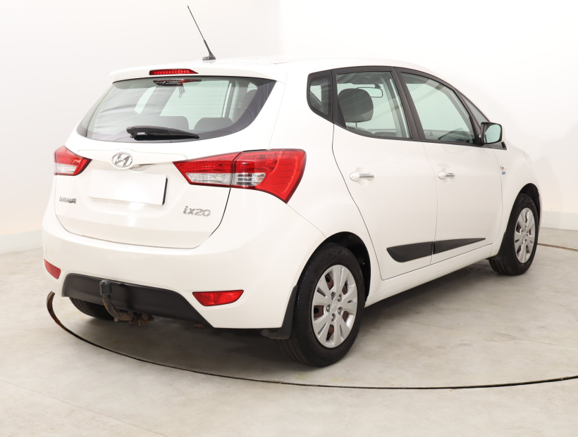 Hyundai ix20, 2011