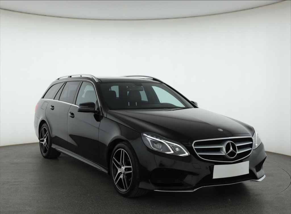 Mercedes-Benz E