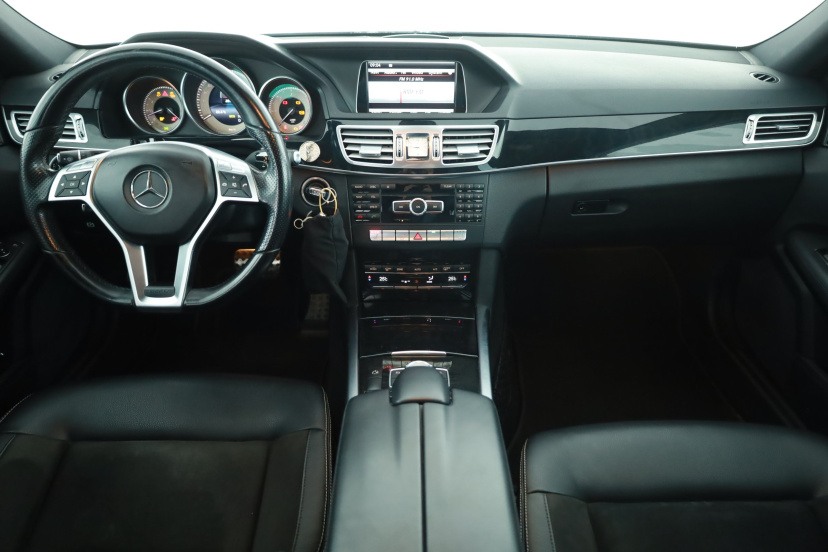 Mercedes-Benz E, 2013
