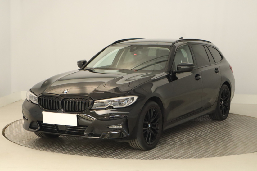 BMW 3, 2021