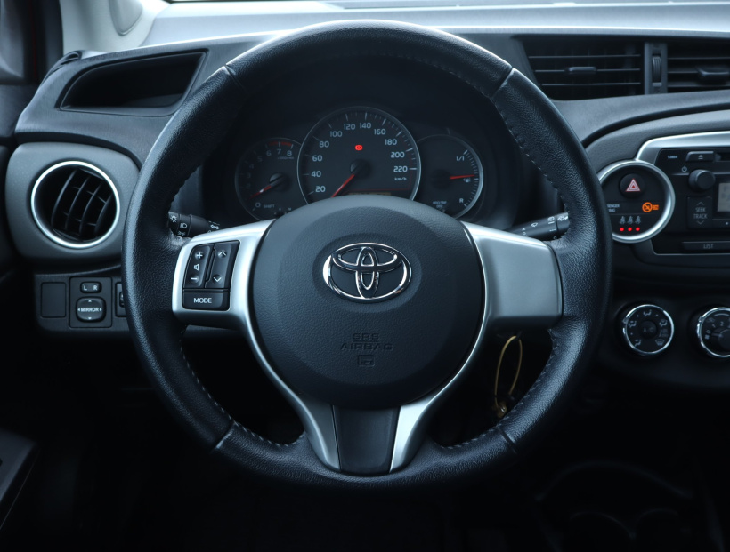 Toyota Yaris, 2012