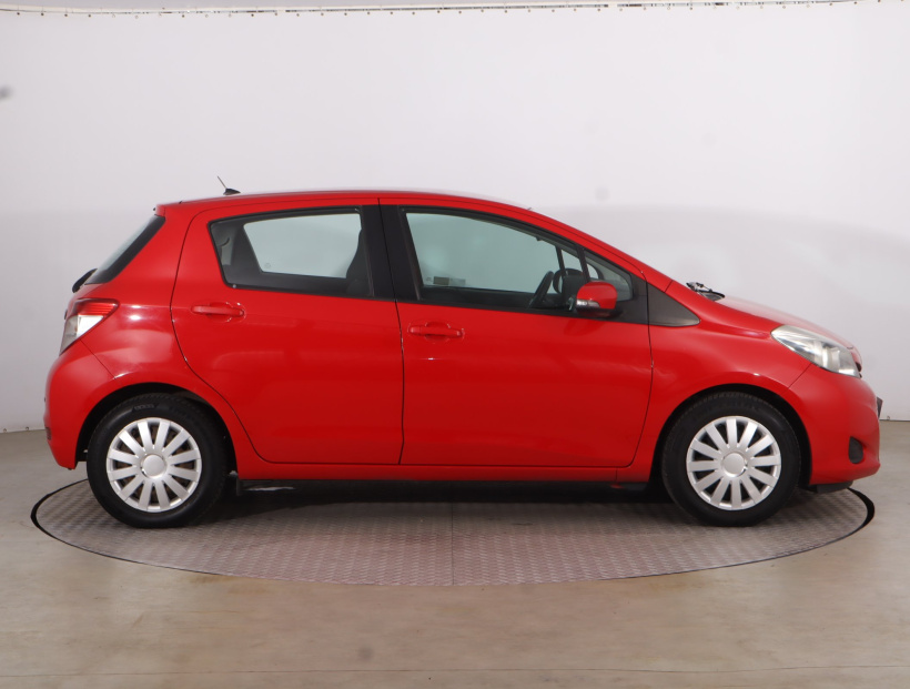 Toyota Yaris, 2012