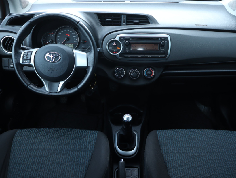 Toyota Yaris, 2012