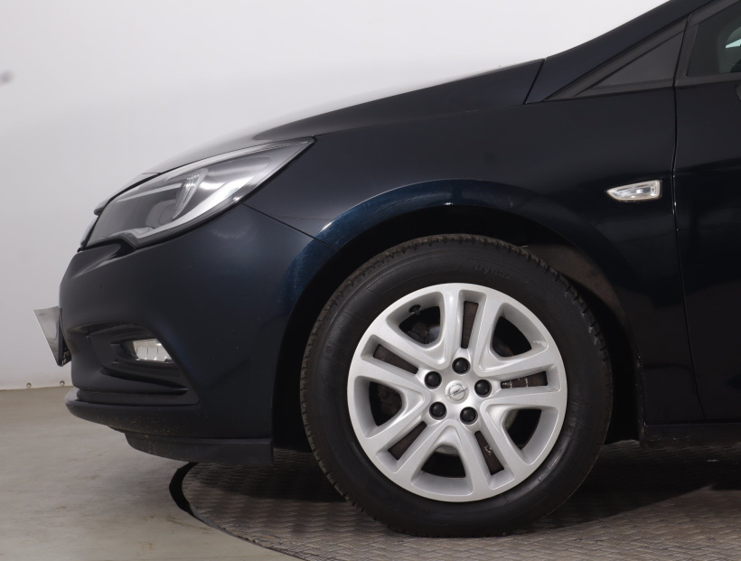 Opel Astra, 2018