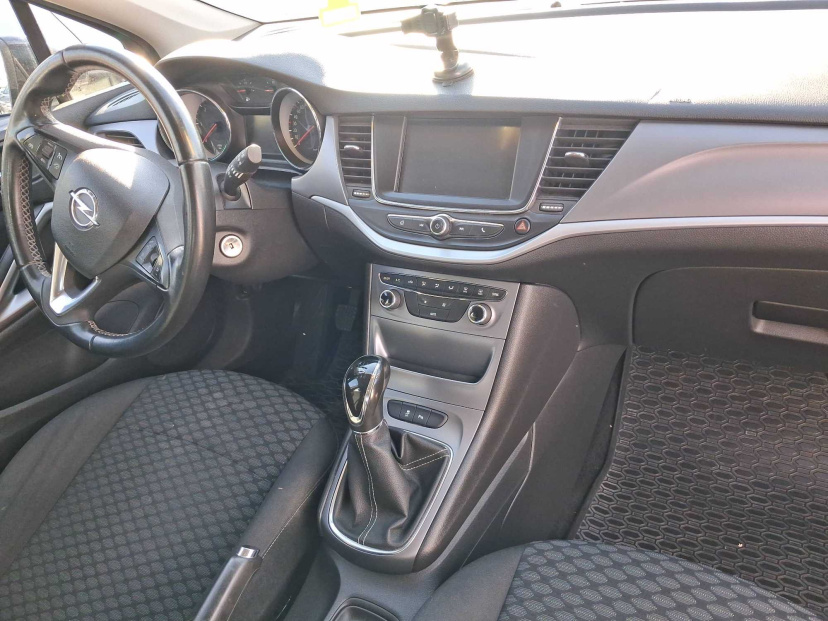 Opel Astra, 2018