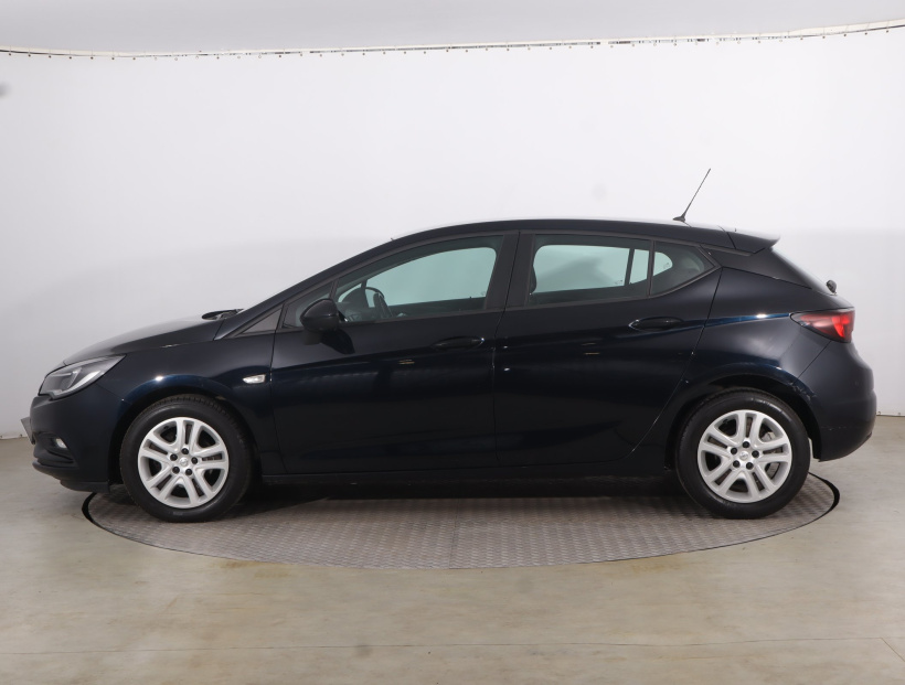 Opel Astra, 2018
