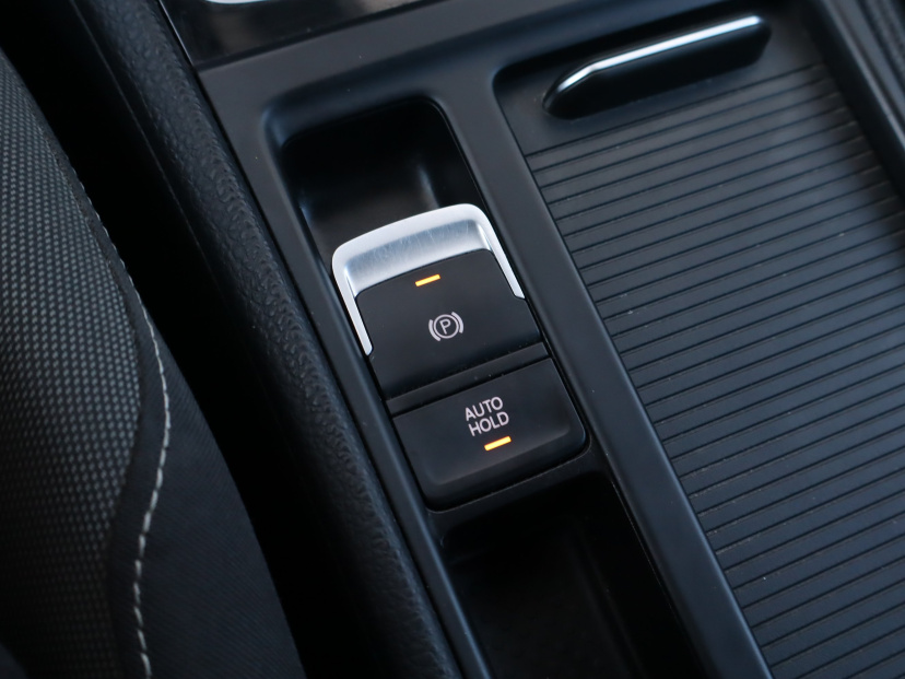Volkswagen Golf, 2015