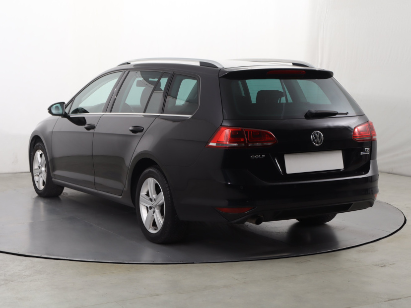 Volkswagen Golf, 2015
