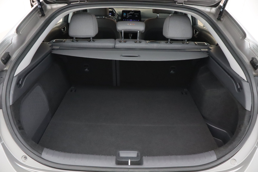 Hyundai Ioniq, 2022