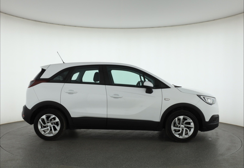 Opel Crossland, 2020