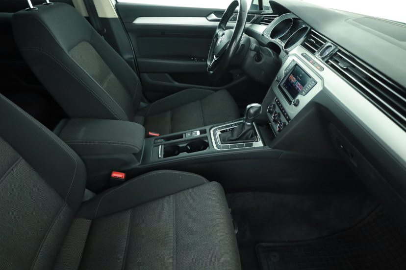 Volkswagen Passat, 2017