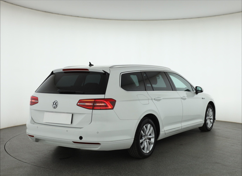 Volkswagen Passat, 2017
