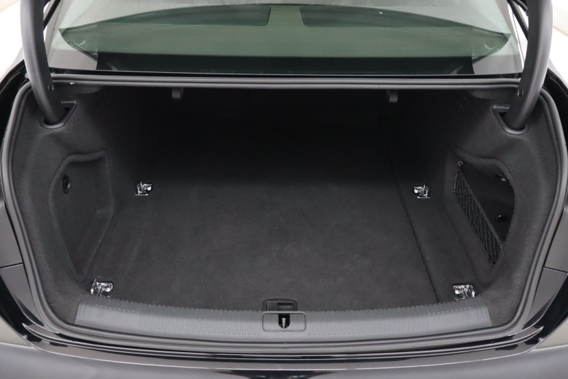 Audi A4, 2018