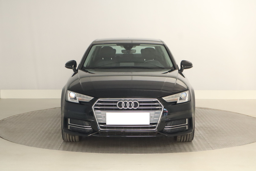 Audi A4, 2018