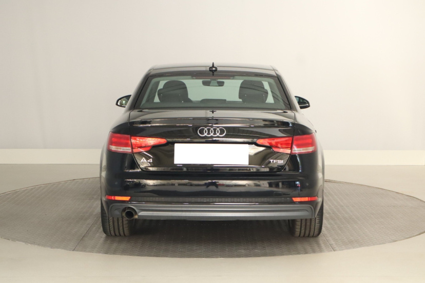 Audi A4, 2018